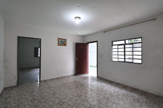 Casa à venda com 4 quartos, 202m² em Vila Palmares, Santo André