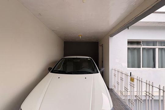 Garagem de casa à venda com 4 quartos, 202m² em Vila Palmares, Santo André