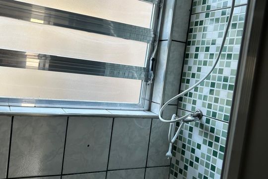 Banheiro de apartamento à venda com 2 quartos, 44m² em Parque Nações Unidas, São Paulo