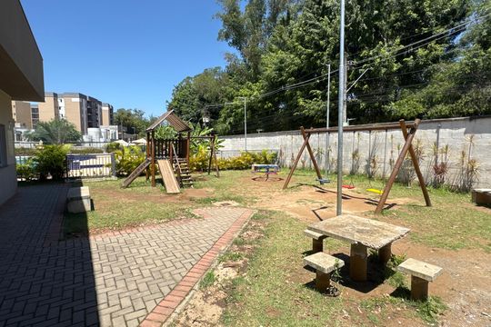 Área comum - Playground de apartamento para alugar com 2 quartos, 47m² em Bairro do Maranhao, Cotia