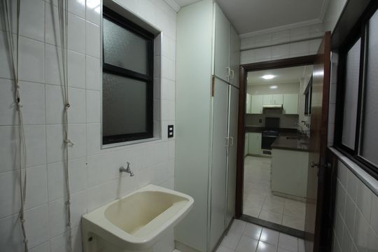 Área de Serviço de apartamento para alugar com 3 quartos, 162m² em Ponta da Praia, Santos