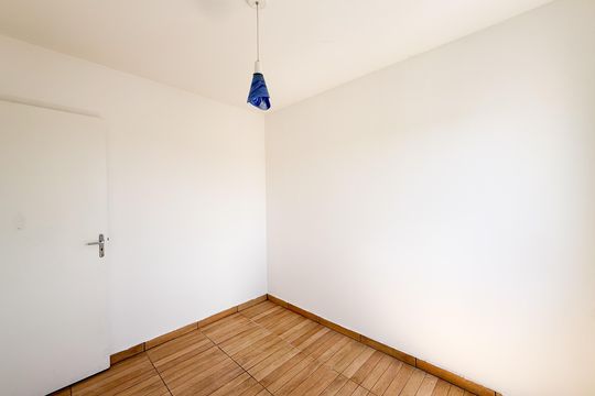 Quarto 1 de apartamento para alugar com 2 quartos, 53m² em Jardim Ipanema, São Paulo