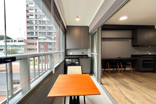 Varanda de kitnet/studio para alugar com 1 quarto, 40m² em Vila Clementino, São Paulo