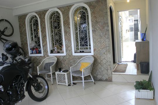Garagem  de casa à venda com 4 quartos, 196m² em Jardim Presidente Dutra, Guarulhos