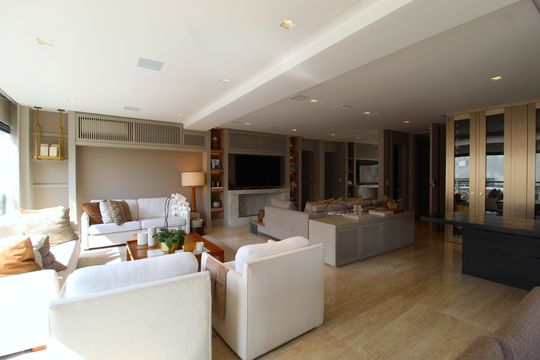 Apartamento à venda com 3 quartos, 184m² em Moema, São Paulo