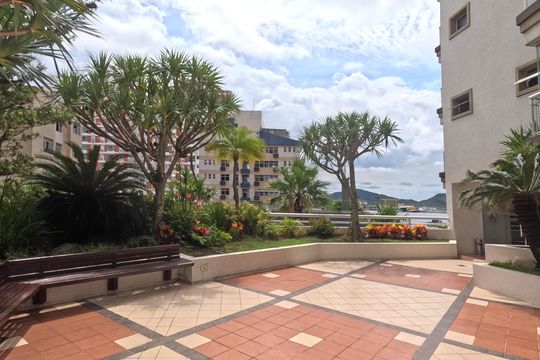 Área Comum - Jardim de apartamento para alugar com 3 quartos, 200m² em Ponta da Praia, Santos