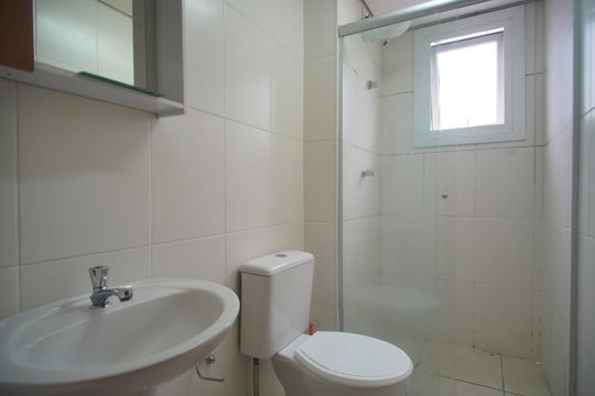 Banheiro de apartamento para alugar com 2 quartos, 51m² em Liberdade, Novo Hamburgo