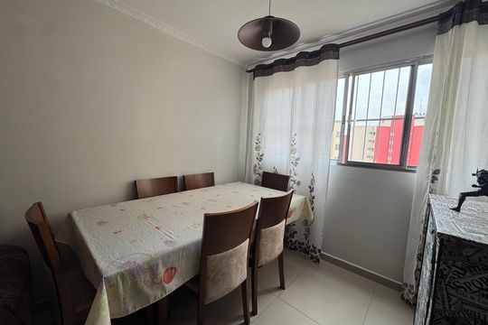Sala de apartamento à venda com 2 quartos, 55m² em Bandeiras, Osasco