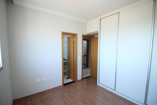 Quarto 1 de apartamento à venda com 3 quartos, 207m² em Riacho das Pedras, Contagem