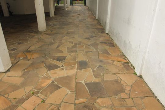 Garagem de apartamento à venda com 2 quartos, 96m² em Jardim Botânico, Porto Alegre