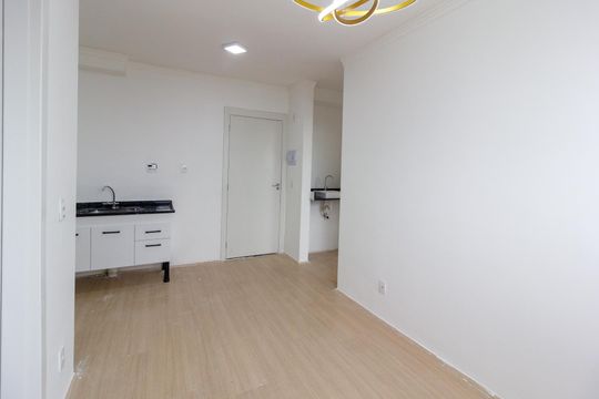 Sala de apartamento para alugar com 2 quartos, 35m² em Centro, Guarulhos