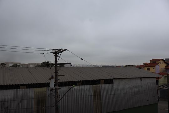 Vista do Quarto 1 de casa para alugar com 2 quartos, 75m² em Vila Ivg, São Paulo