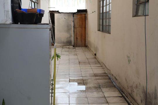 Área externa de casa para alugar com 2 quartos, 75m² em Vila Ivg, São Paulo