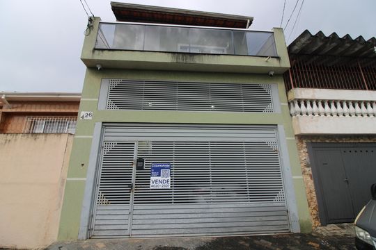 Fachada de casa à venda com 4 quartos, 140m² em Engenheiro Goulart, São Paulo