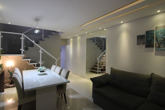 Casa à venda com 4 quartos, 140m² em Engenheiro Goulart, São Paulo