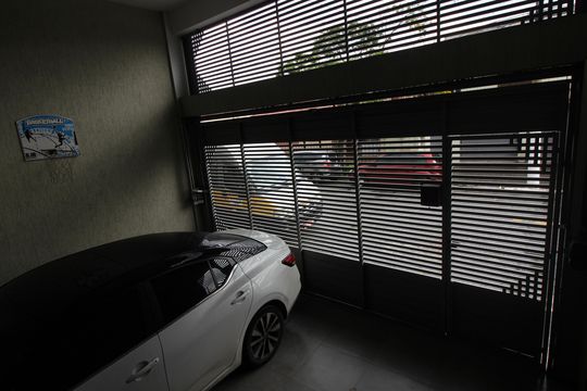 garagem de casa à venda com 4 quartos, 140m² em Engenheiro Goulart, São Paulo
