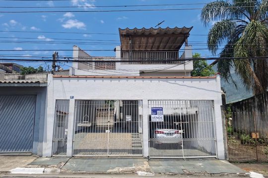 Fachada de casa à venda com 3 quartos, 185m² em Jardim Presidente Dutra, Guarulhos
