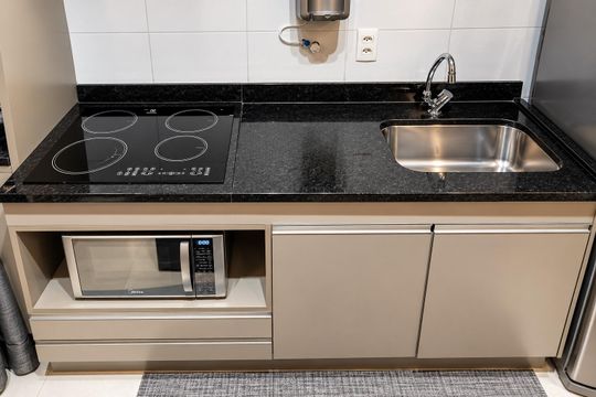 Cozinha de kitnet/studio para alugar com 1 quarto, 35m² em Consolação, São Paulo