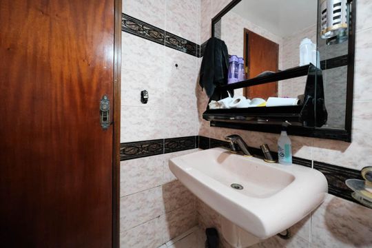 Banheiro 1 de casa à venda com 4 quartos, 229m² em Jardim Gonzaga, São Paulo