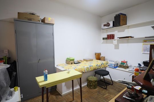 Quarto 3 de casa à venda com 4 quartos, 232m² em Quitaúna, Osasco