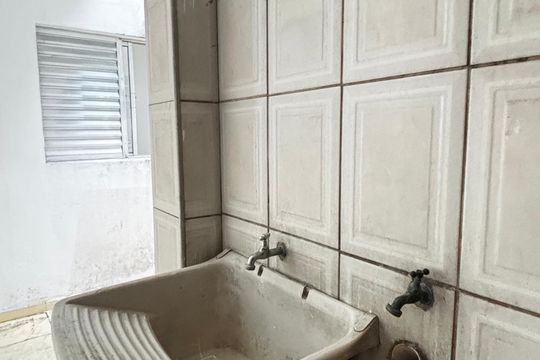 Área de Serviço - Quintal de casa para alugar com 2 quartos, 67m² em Parque das Nações, Santo André
