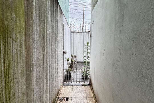 Corredor de casa para alugar com 2 quartos, 67m² em Parque das Nações, Santo André