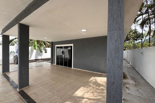 Área externa de casa de condomínio para alugar com 3 quartos, 226m² em Vargem Grande, Rio de Janeiro
