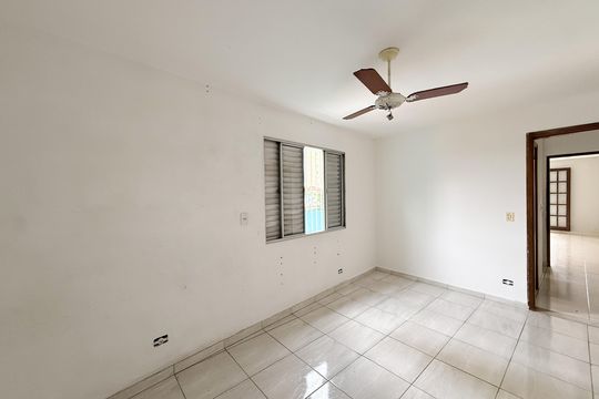 Casa à venda com 5 quartos, 221m² em Parque Sao Luis, São Paulo