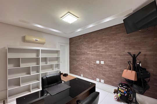 Suíte 1/Escritório de casa de condomínio para alugar com 6 quartos, 382m² em Barra da Tijuca, Rio de Janeiro