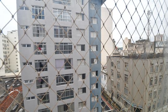 Vista Sala  de apartamento para alugar com 1 quarto, 77m² em Centro, Campinas