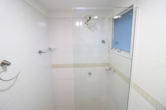 Banheiro Social de apartamento para alugar com 1 quarto, 39m² em Tibery, Uberlândia