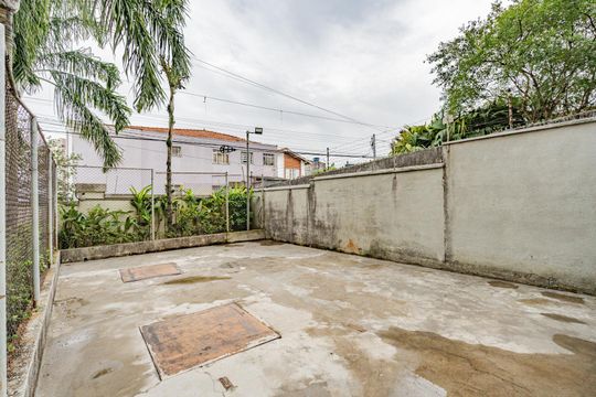 Quadra de apartamento à venda com 2 quartos, 48m² em Vila Conde do Pinhal, São Paulo