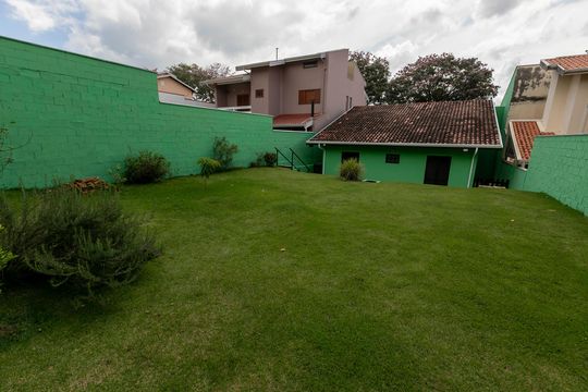 QUINTAL de casa de condomínio para alugar com 3 quartos, 140m² em Conjunto Habitacional Vila Santana (sousas), Campinas