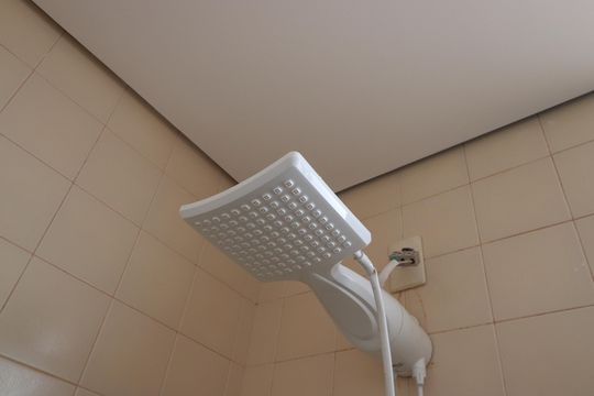 Banheiro  de apartamento para alugar com 1 quarto, 40m² em Centro, Ribeirão Preto