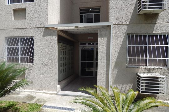 Entrada do Bloco de apartamento para alugar com 2 quartos, 41m² em Campo Grande, Rio de Janeiro