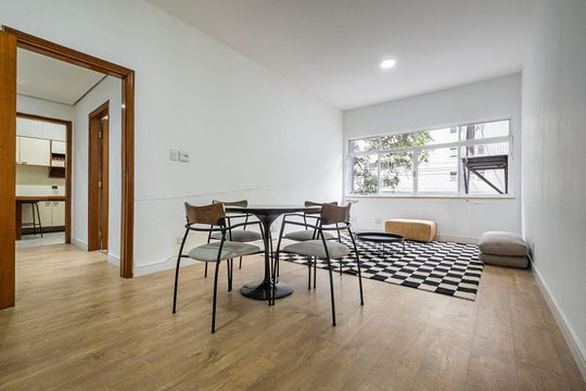 Apartamento para alugar com 2 quartos, 118m² em Cerqueira César, São Paulo