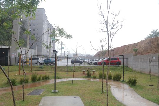Área comum de apartamento para alugar com 2 quartos, 48m² em Fazenda Caguaçu, São Paulo
