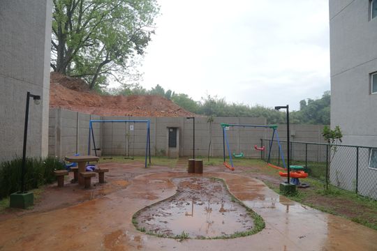 Área comum - Playground de apartamento para alugar com 2 quartos, 48m² em Fazenda Caguaçu, São Paulo