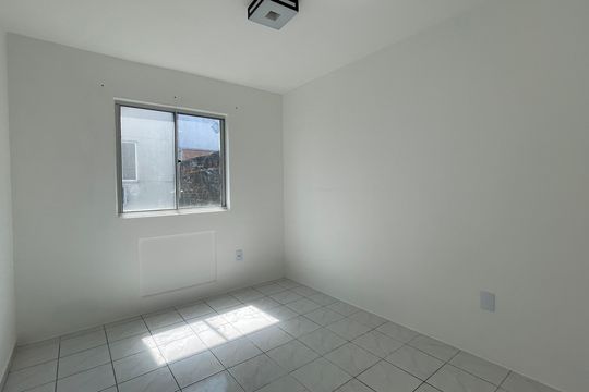 Quarto 2 de apartamento para alugar com 2 quartos, 48m² em Bom Viver, São José