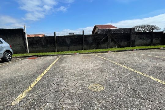Garagem de apartamento para alugar com 2 quartos, 48m² em Bom Viver, São José
