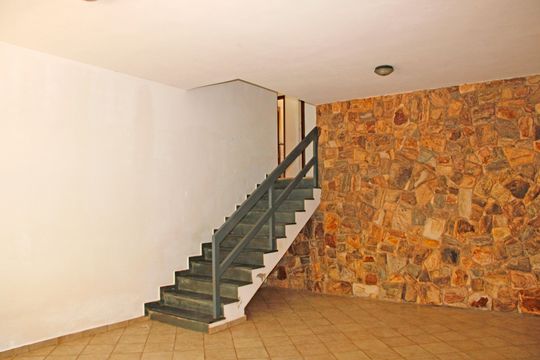 Garagem de casa de condomínio para alugar com 3 quartos, 920m² em Loteamento Banespa, Vinhedo