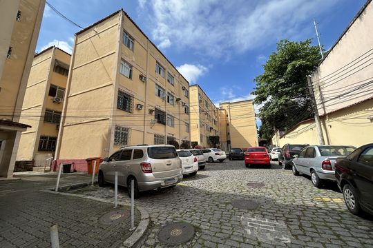 Área comum de apartamento à venda com 2 quartos, 50m² em Vila Valqueire, Rio de Janeiro