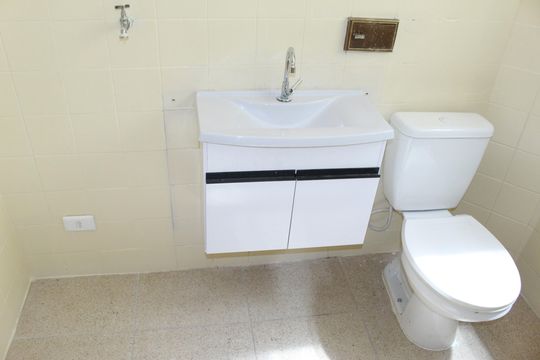 Banheiro de apartamento à venda com 1 quarto, 59m² em República, São Paulo
