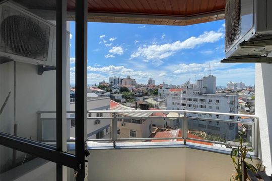 Sacada de apartamento para alugar com 3 quartos, 60m² em Real Parque, São José