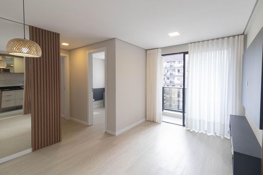 Apartamento para alugar com 2 quartos, 50m² em Campina do Siqueira, Curitiba