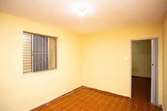 Quarto de casa para alugar com 1 quarto, 50m² em Centro, Diadema