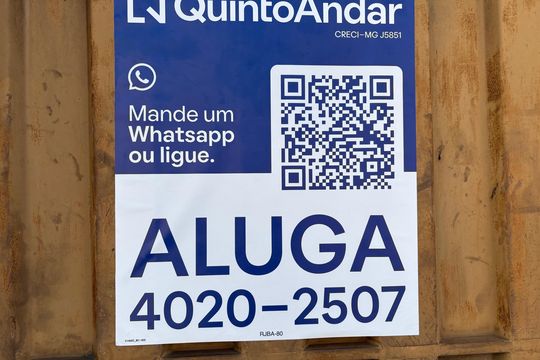 Instalação de placa 5A: foto 1 de casa para alugar com 3 quartos, 50m² em Alto Caiçaras, Belo Horizonte
