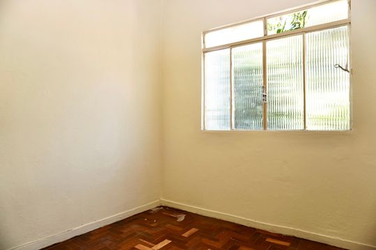 Quarto 3 de casa para alugar com 3 quartos, 50m² em Alto Caiçaras, Belo Horizonte