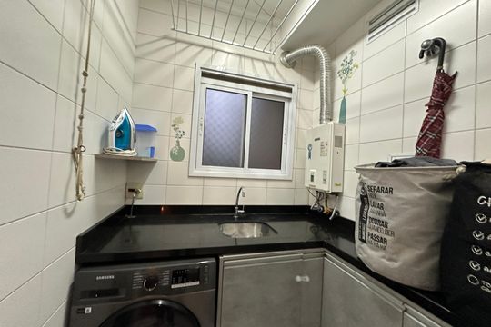 Área de Serviço de apartamento à venda com 2 quartos, 74m² em Jardim Tupanci, Barueri