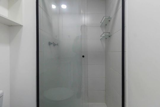 Banheiro de apartamento para alugar com 1 quarto, 34m² em Vila Prudente, São Paulo